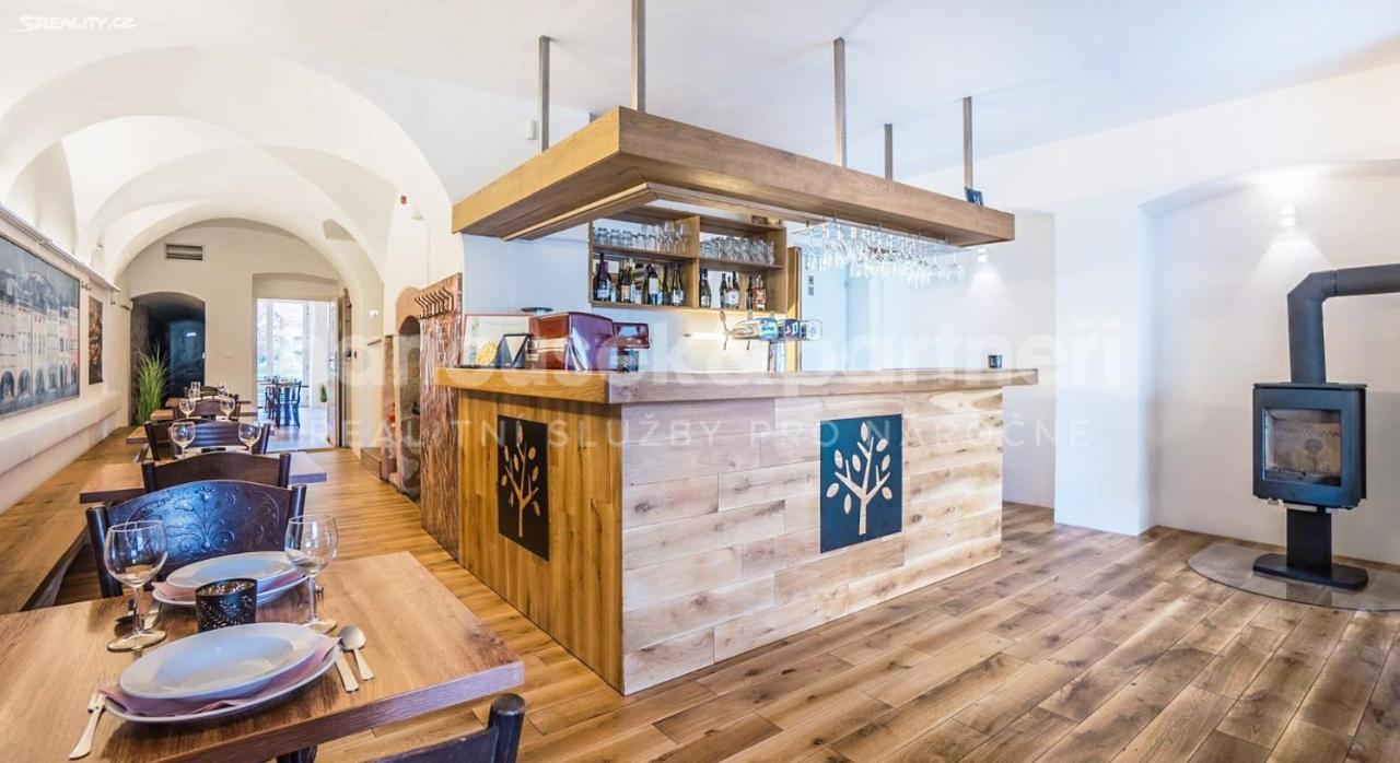 Penzion A Restaurace 14 Hostinné Buitenkant foto
